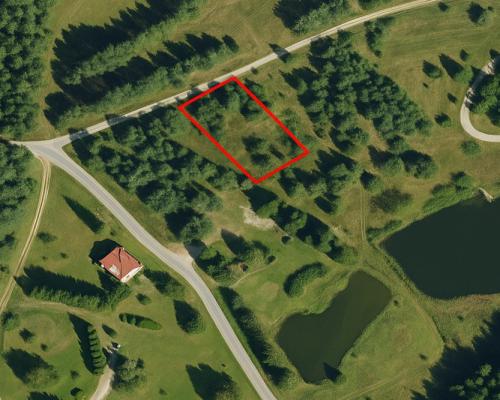 działka o powierzchni 3050 m² z warunkami zabudowy