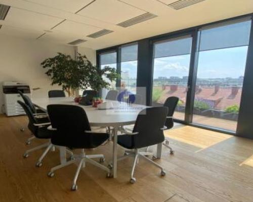 Śródmieście: lokal biurowy 167,38m2 do wynajęcia