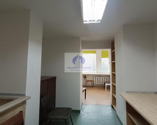 Praga Północ : lokal biurowy 14,07m2 do wynajęcia