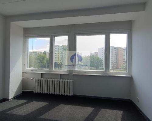 Praga Południe: lokal biurowy 15,30m2 do wynajęcia