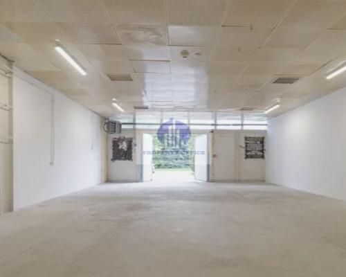 Bielany: magazyn 75,15m2 do wynajęcia