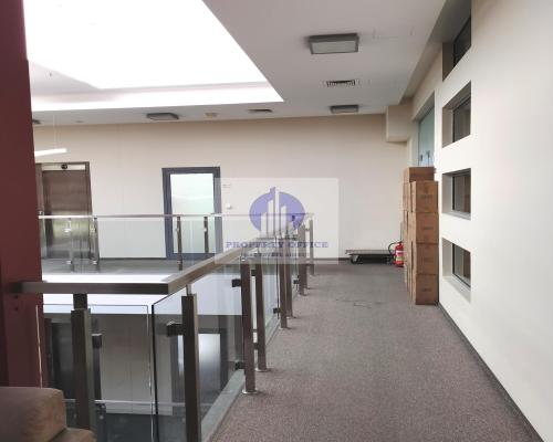 Włochy: lokal biurowy 24,51 m2 do wynajęcia