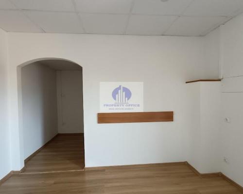 Żoliborz: lokal biurowy 18m2 z balkonem, do wynajęcia