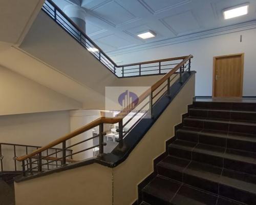 Śródmieście: lokal biurowy 33,50 m2 do wynajęcia