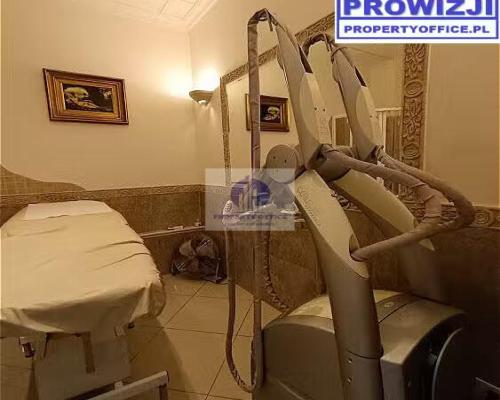 Mokotów: lokal handlowo-usługowy o pow. 64,90 m2 do wynajęcia