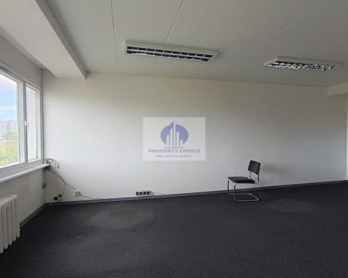 Praga Południe: lokal biurowy 35,10m2 do wynajęcia