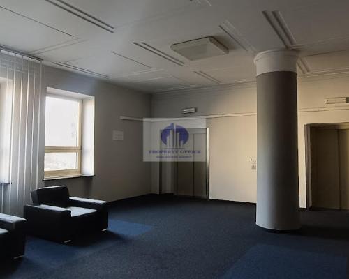 Śródmieście: lokal biurowo-usługowy 73,20 m2 z umywalką, do wynajęcia