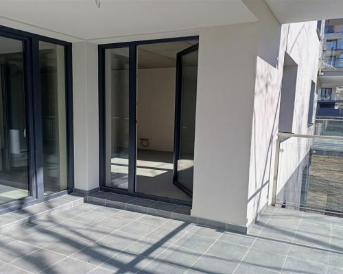 Apartament z tarasem i garderobą