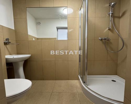 Lokal 95m2, możliwość  407m2,  pod usługi biurowe