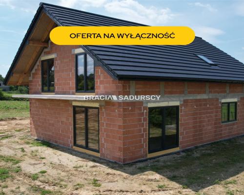 Dom w Brzezince, gm Brzeźnica