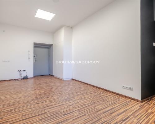 Butikowa kancelaria notariusz centrum tramwaj