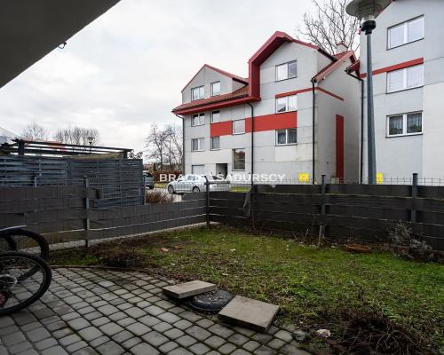 2 pokoje z ogródkiem na Dębskiego
