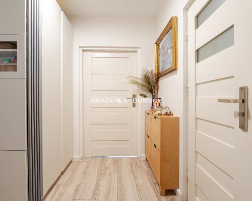 2 pokoje | 51,32 m² | duży balkon | os. Handlowe |