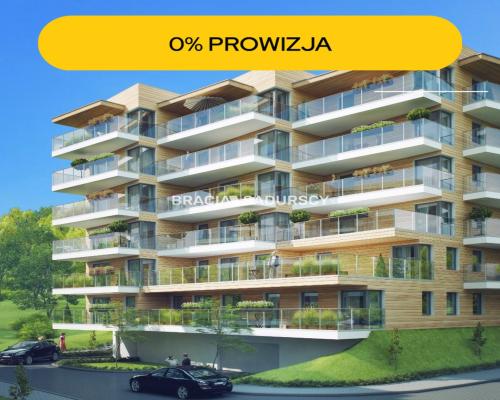 Mieszkanie z Imponującą Wysokością Pomieszczeń!