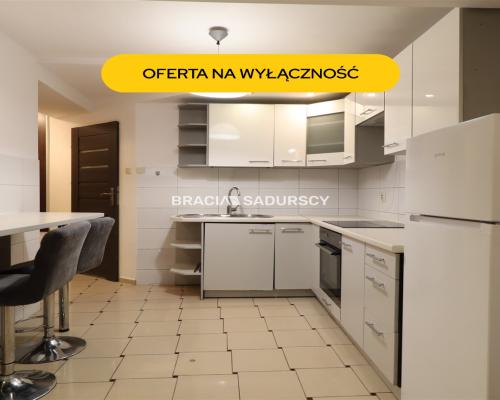 2 pokoje o pow. 45 m 2  blisko centrum i krakowskich uczelni      Oferujemy na sprzedaż lokal/mieszkanie dwupokojowe o powier