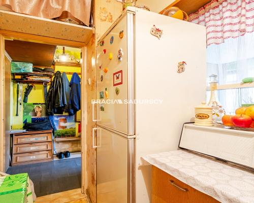 Bieńczyce, osiedle Strusia. 3 pokojowe mieszkanie o pow. 45,42 m 2 .                      Mieszkanie do remontu, na  3  piętrz