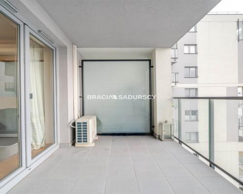Nowoczesny apartamentowiec w centrum miasta