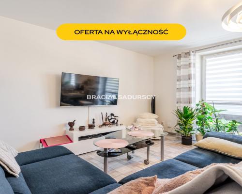 Osiedle Złocień. 3 pokojowe mieszkanie - 62,49 m 2 .   Dwustronne, funkcjonalne, rozkładowe mieszkanie, z balkonem na 1 piętr