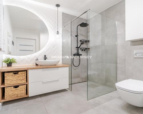 NOWOCZESNY GUSTOWNY APARTAMENT, UL. FATIMSKA