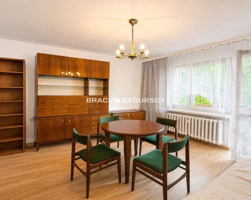 3-pok, os.Podw. balkon, osobna kuchnia
