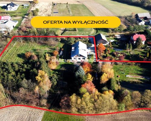 Wolnostojący dom ok. 600 m2