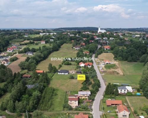 Na sprzedaż: działka budowlana 15 arów - Leńcze, gm. Kalwaria Zebrzydowska    Lokalizacja:  Oferujemy na sprzedaż at