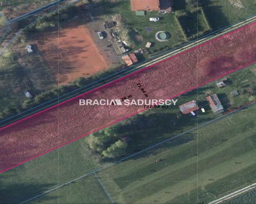 Działka budowlana 43 a  obok Wadowic - możliwa  zabudowa jednorodzinna lub usługowa       Oferujemy na sprzedaż atrakcyjnie p