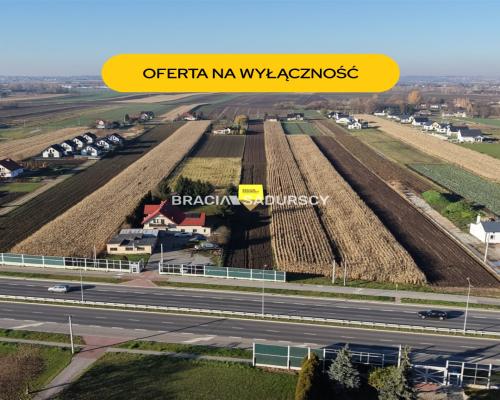 Działka budowlana o pow. 23 arów w Krakowie - Nowej Hucie    Przedmiotem oferty jest działka o nr  323/2    położona w