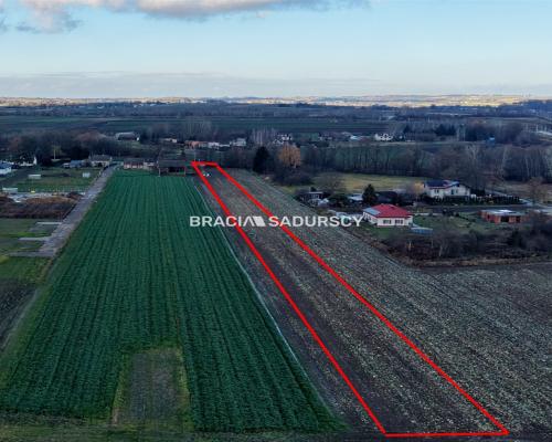 Działka budowlana o pow. 55 arów w Krakowie - Nowej Hucie    Przedmiotem oferty jest działka o nr  298/2    położona w