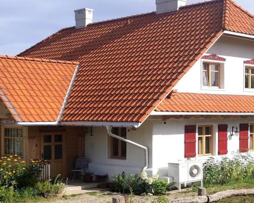 Rustykalna enklawa nad jeziorem Pobondzie