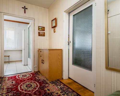 Przestronne 2 pokoje, pierwsze piętro