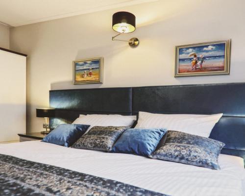 Dwupoziomowy Apartament z Panoramą na Jezioro