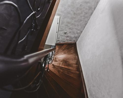 Dwupoziomowy Apartament z Panoramą na Jezioro
