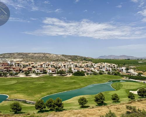 W pełni umeblowany dom z basenem La Finca Golf