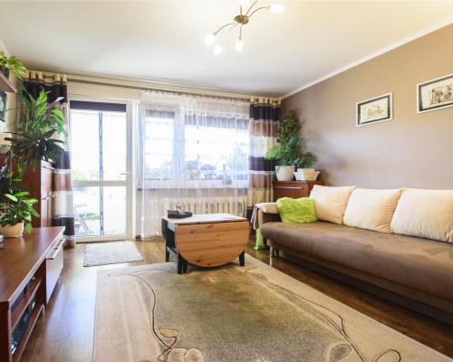 50,9M2/ 2 POKOJE/ BALKON/ 4 PIĘTRO/