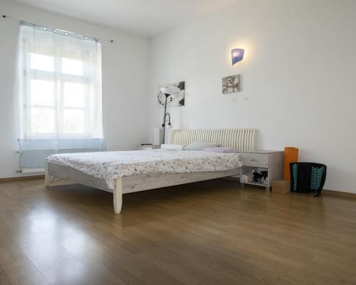 4 pokoje 133m2, 1 piętro blisko Centrum