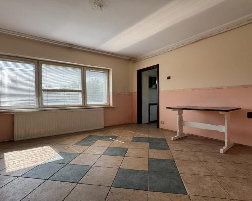 Przestronny dom w dogodnej lokalizacji | Kamyk