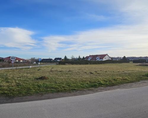 Kalinówka, 23ar, budowlana, media