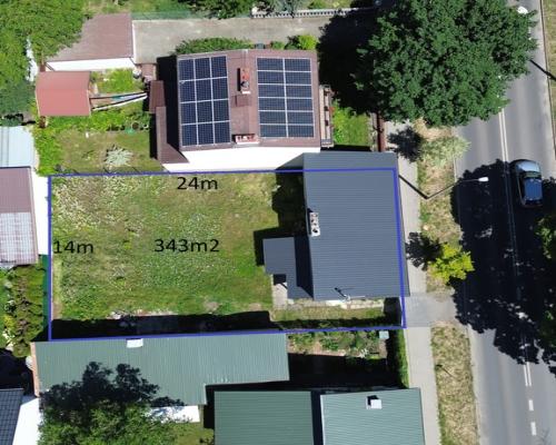 Dom, Lublin,  ul. Lotnicza, Budynek:- ok 50m2-ocieplony styropianem -dach z blachodachówki- okna PCVParter:-salon 25 m2-kuchnia