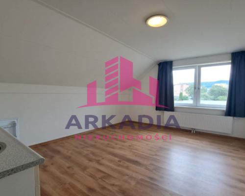 Dom na sprzedaż w Pieszycach 176m2