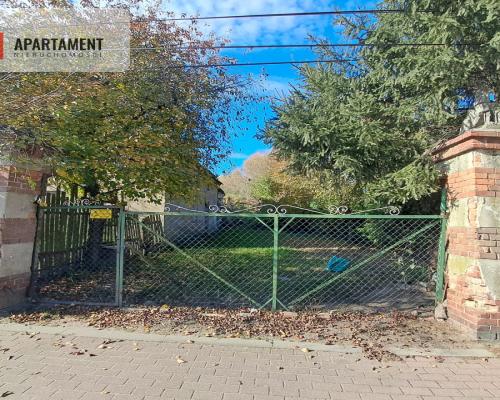 Dom na wsi do remontu z 5,5 ha ziemi.