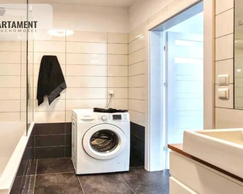 Tylko u nas! Apartamentowiec 3 pokoje II p. balkon
