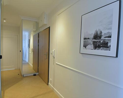 Piękne mieszkanie z balkonem, garderobą i garażem