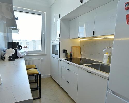 Piękne mieszkanie z balkonem, garderobą i garażem