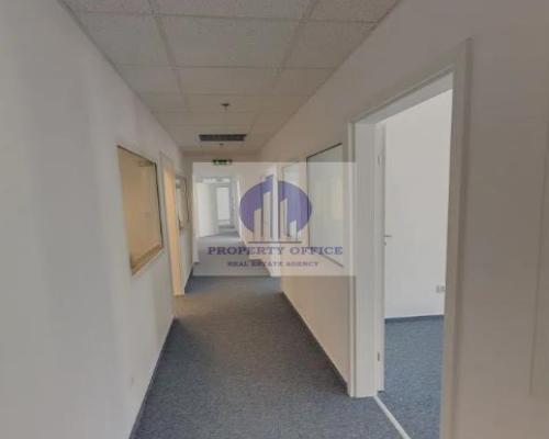 Włochy: lokal biurowy 216m2 do wynajęcia