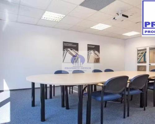 Włochy: lokal biurowy 644m2 do wynajęcia