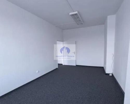 Włochy: lokal biurowy 35,20m2 do wynajęcia