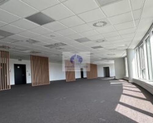 Mokotów: lokal biurowy 2563m2 do wynajęcia