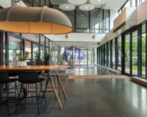 Mokotów: lokal biurowy 1361m2 do wynajęcia