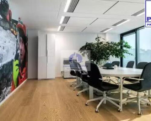 Śródmieście: lokal biurowy 167,38m2 do wynajęcia